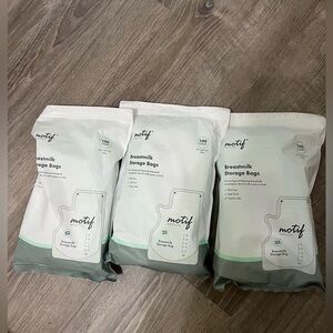 Motif Breastmilk Storage Bags